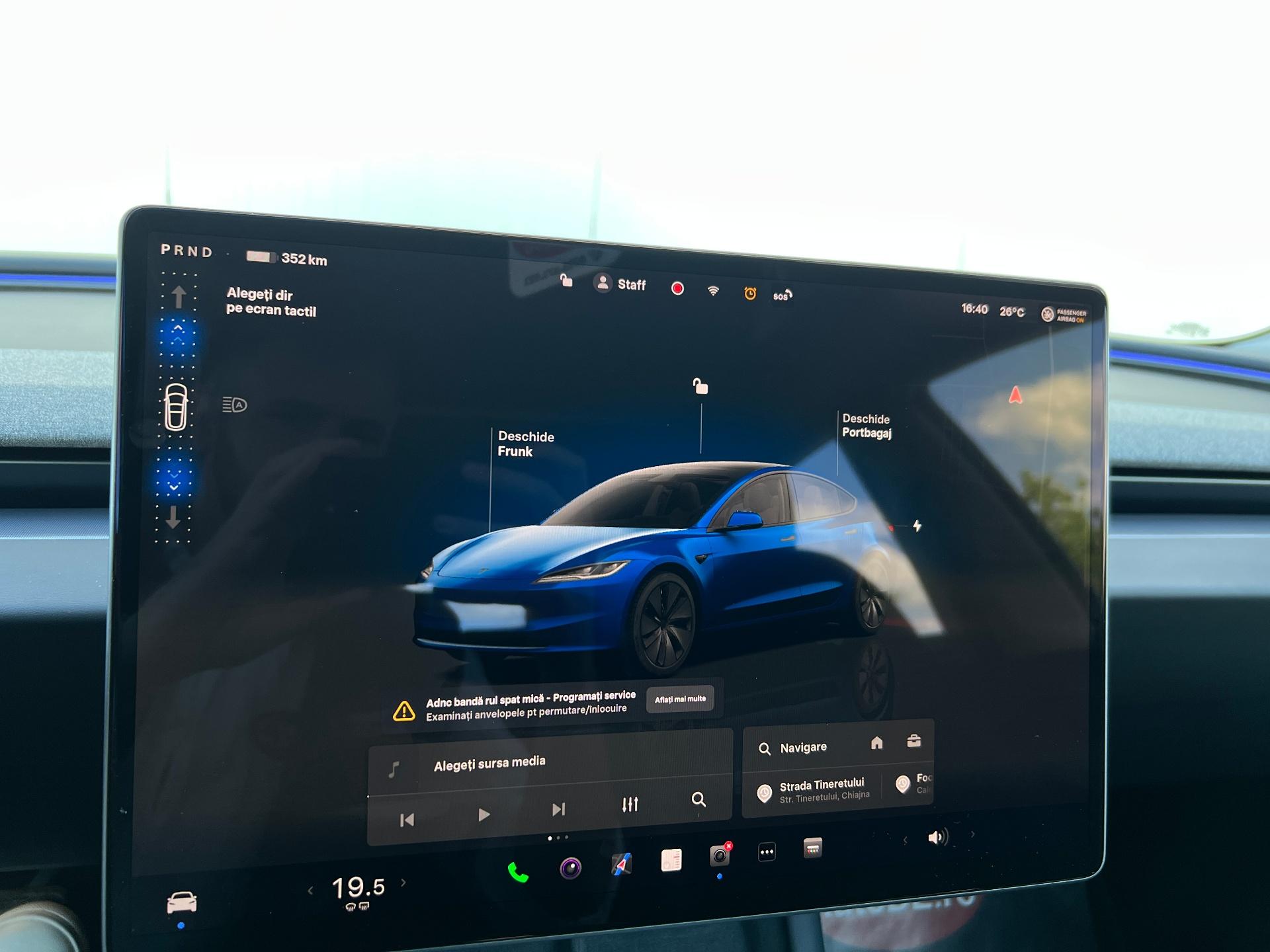 Tesla-Model 3