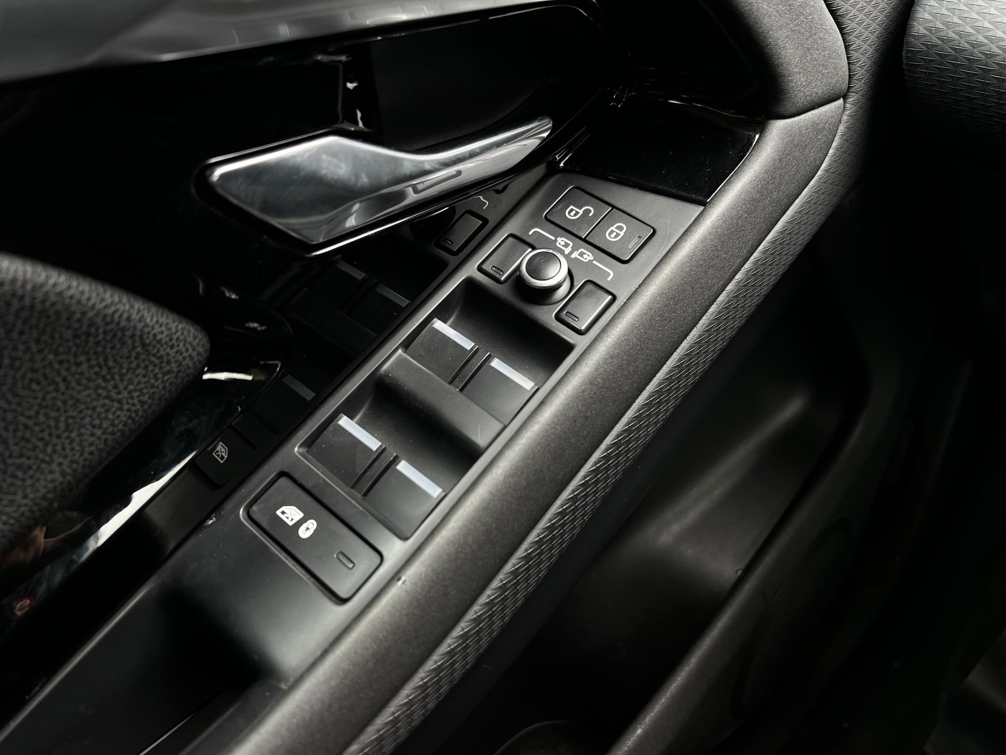 Land Rover-Range Rover Evoque