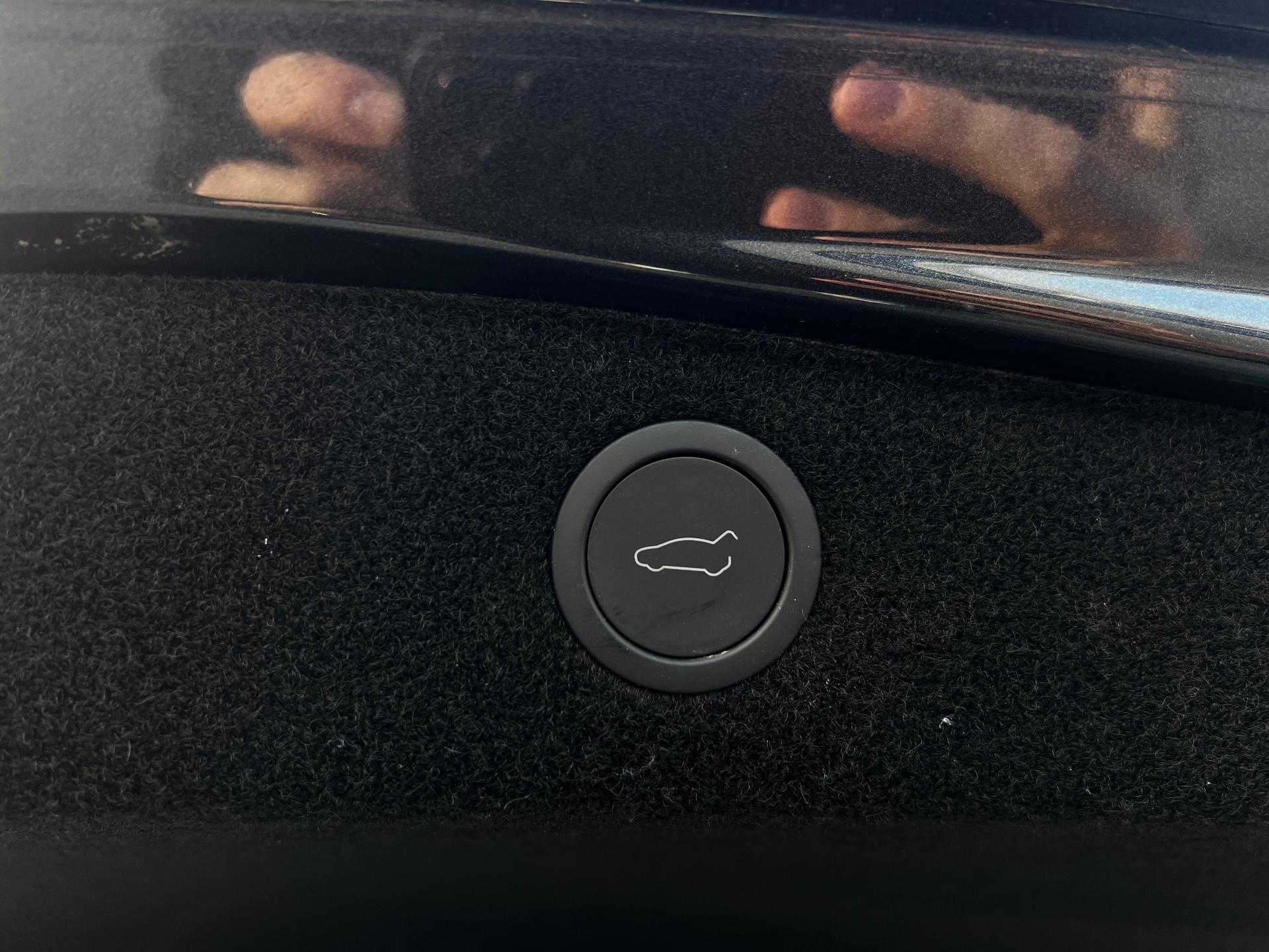Tesla-Model 3