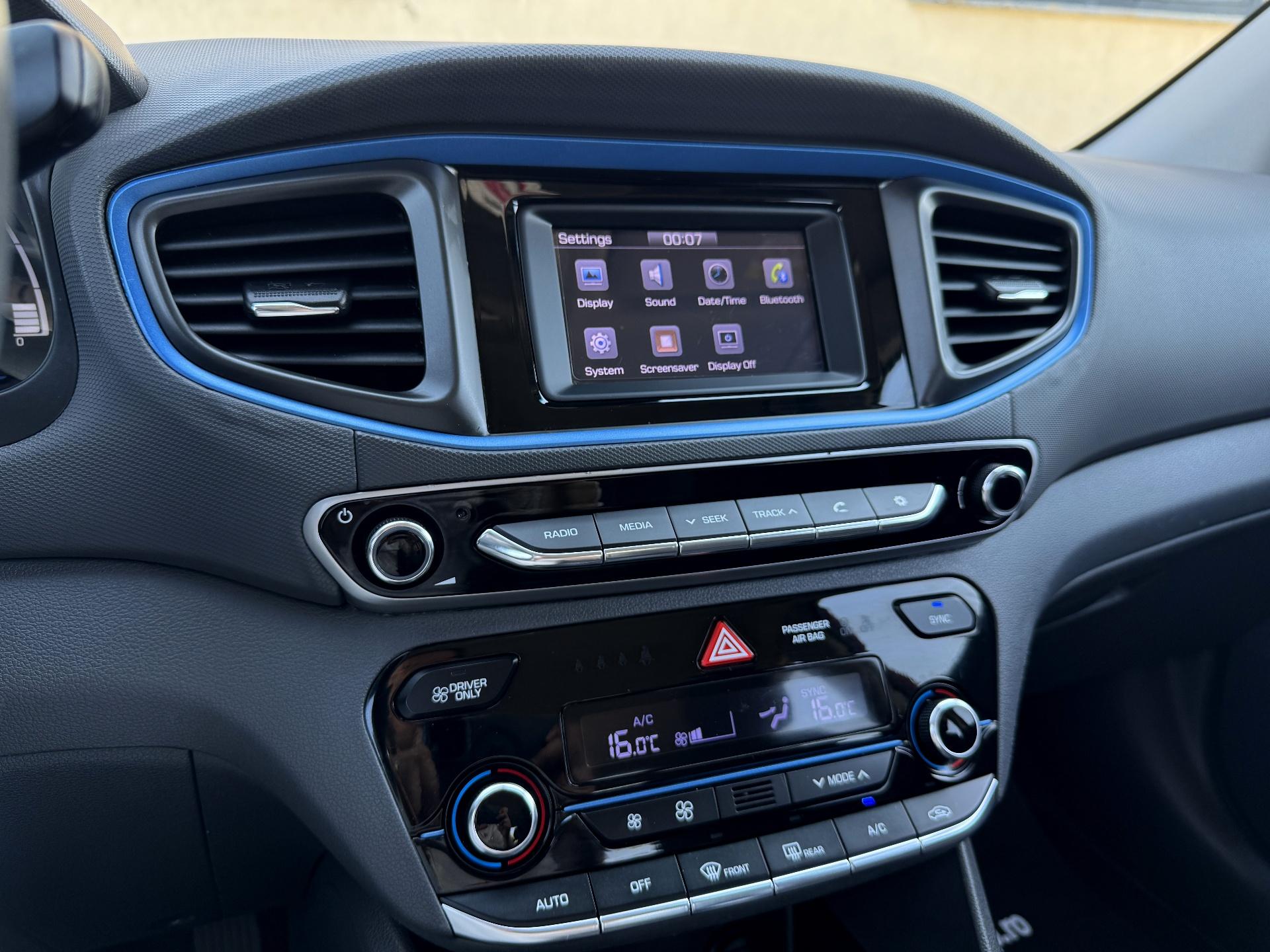 Hyundai-IONIQ