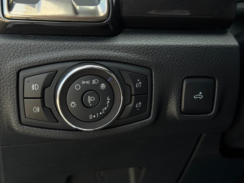 Car Thumb