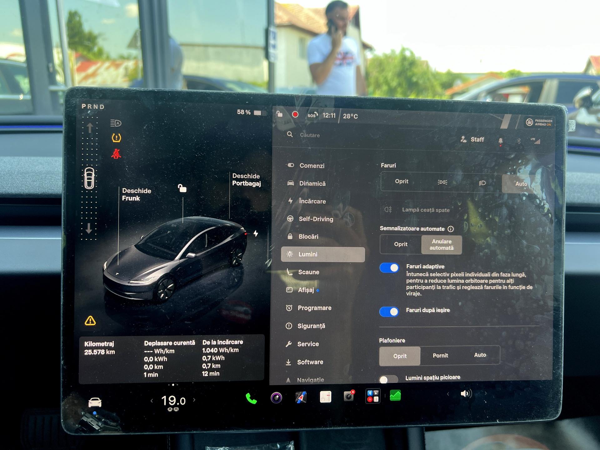 Tesla-Model 3