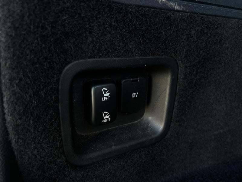 Car Thumb