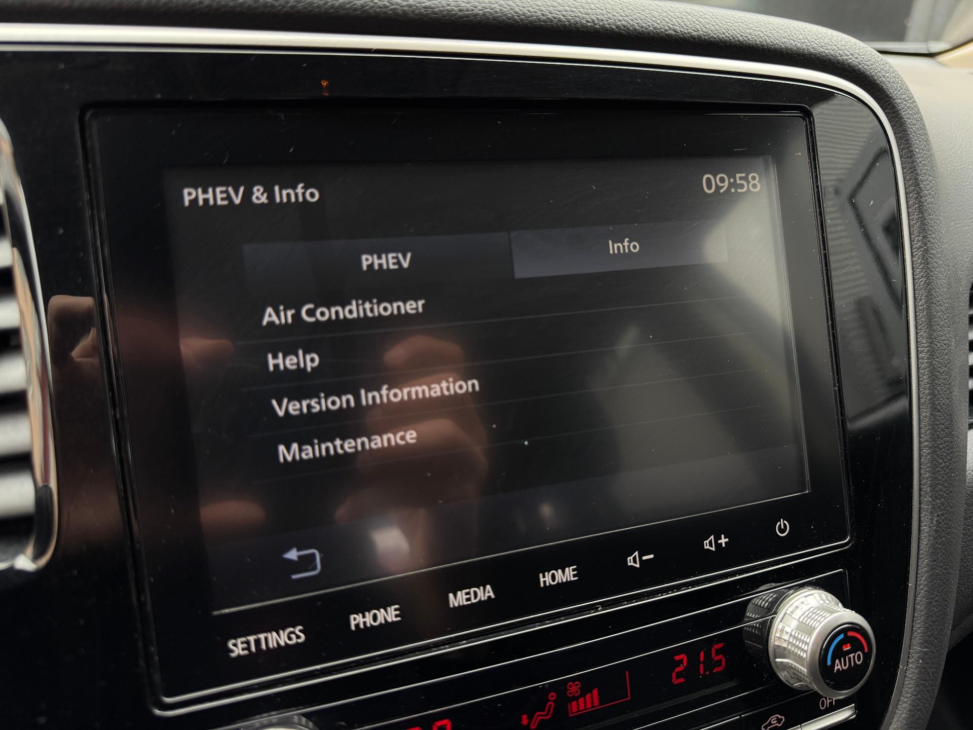 Mitsubishi-Outlander