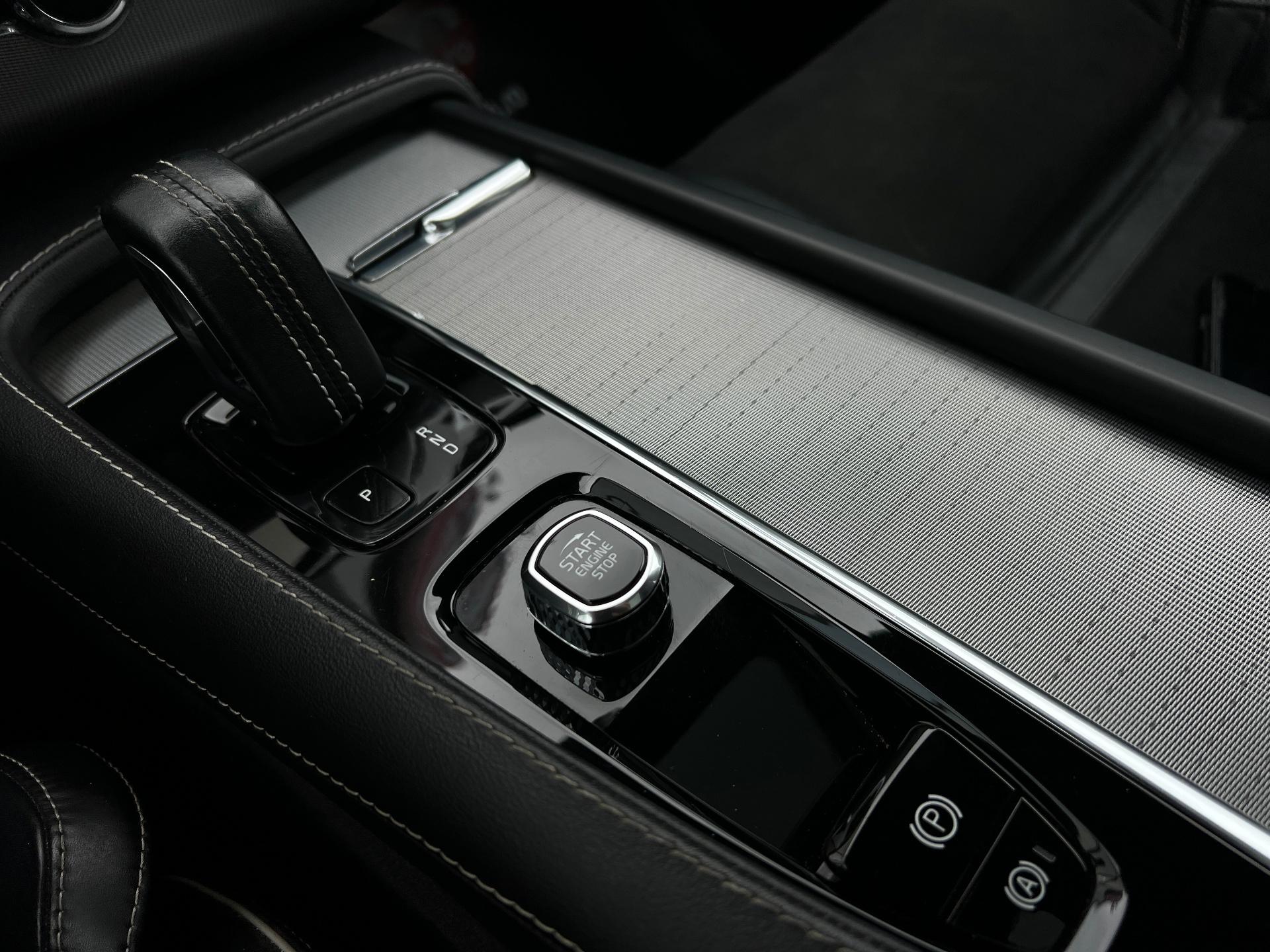 Volvo-XC 90