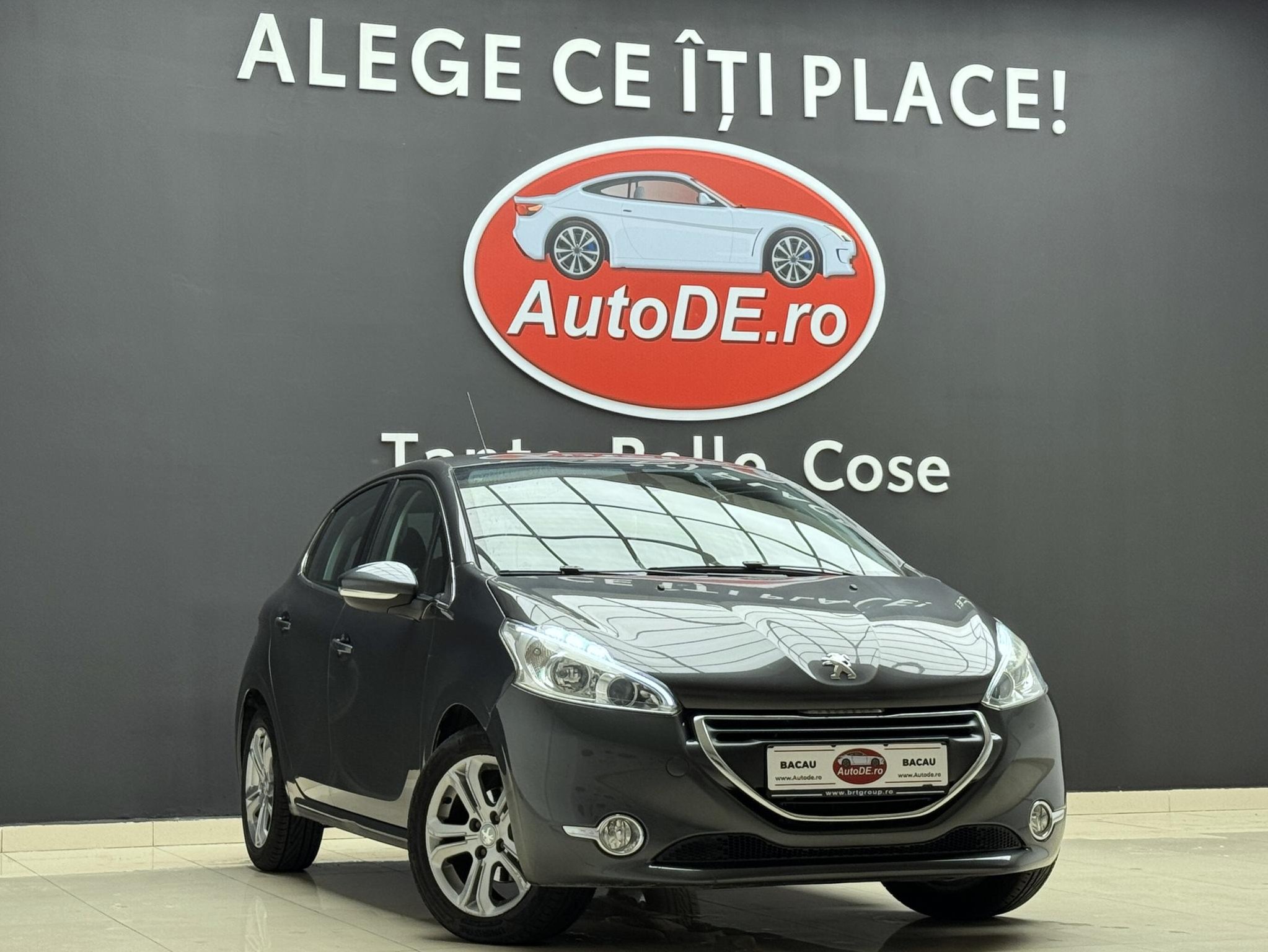 Peugeot-208