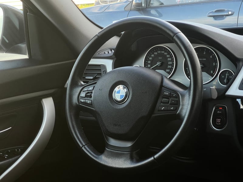 Car Thumb