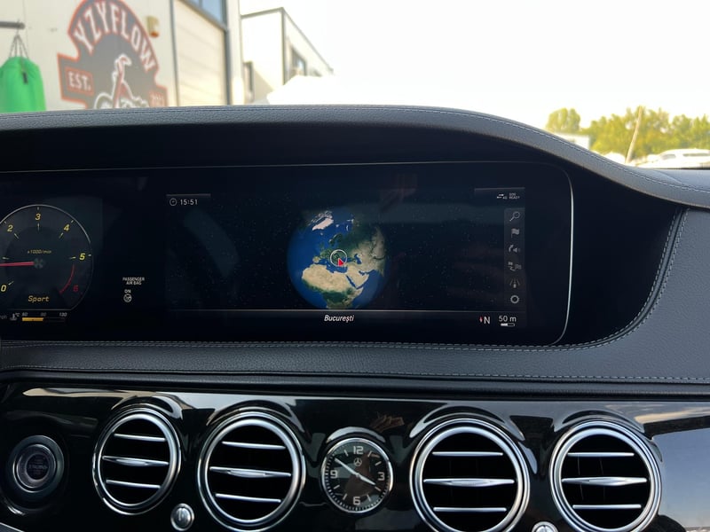 Car Thumb