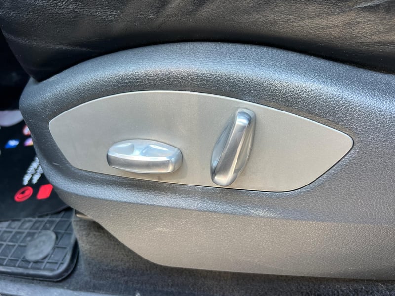Car Thumb