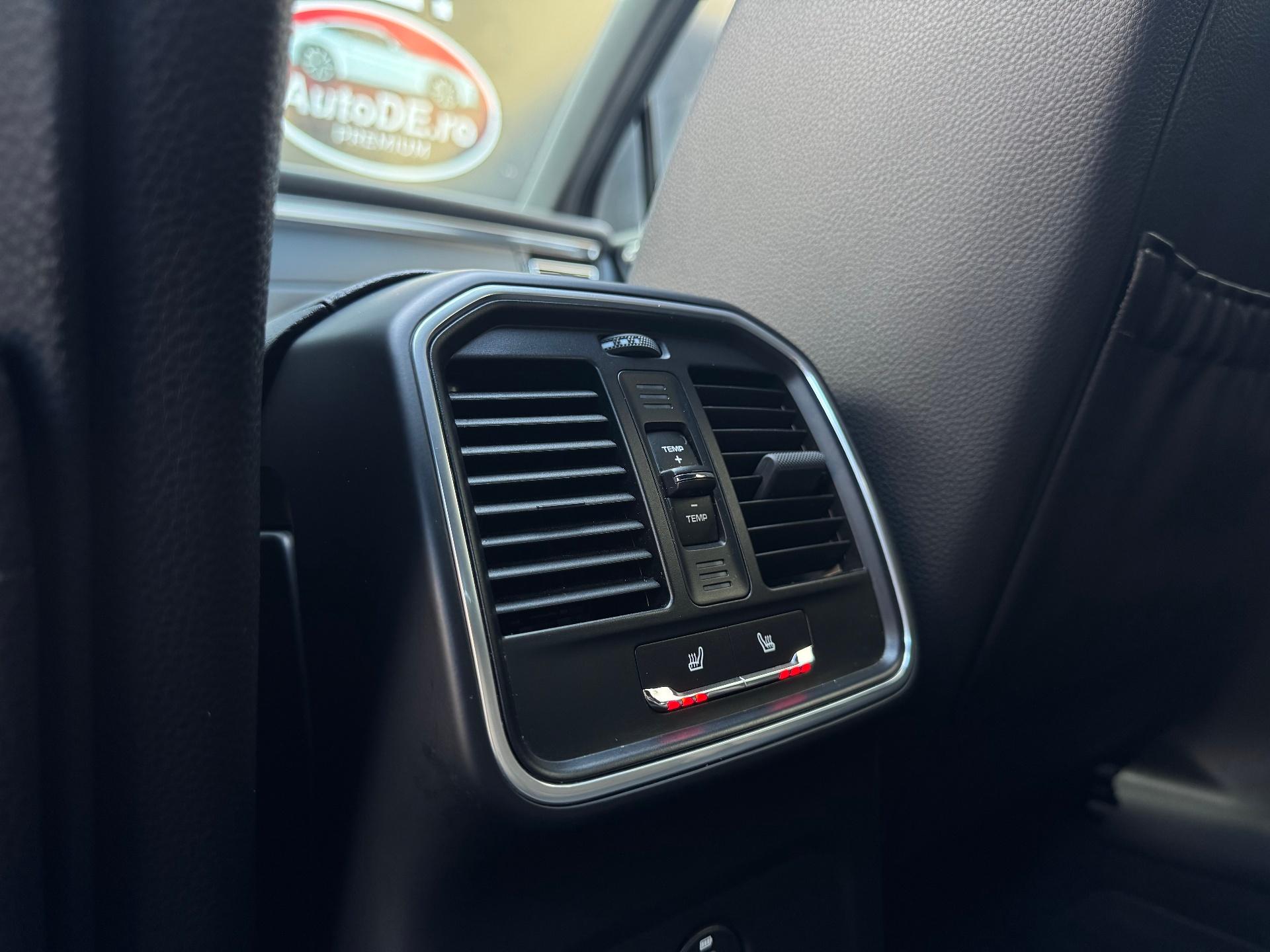 Porsche-Macan