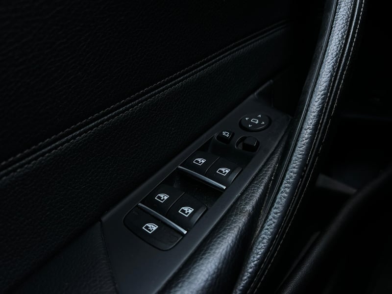 Car Thumb