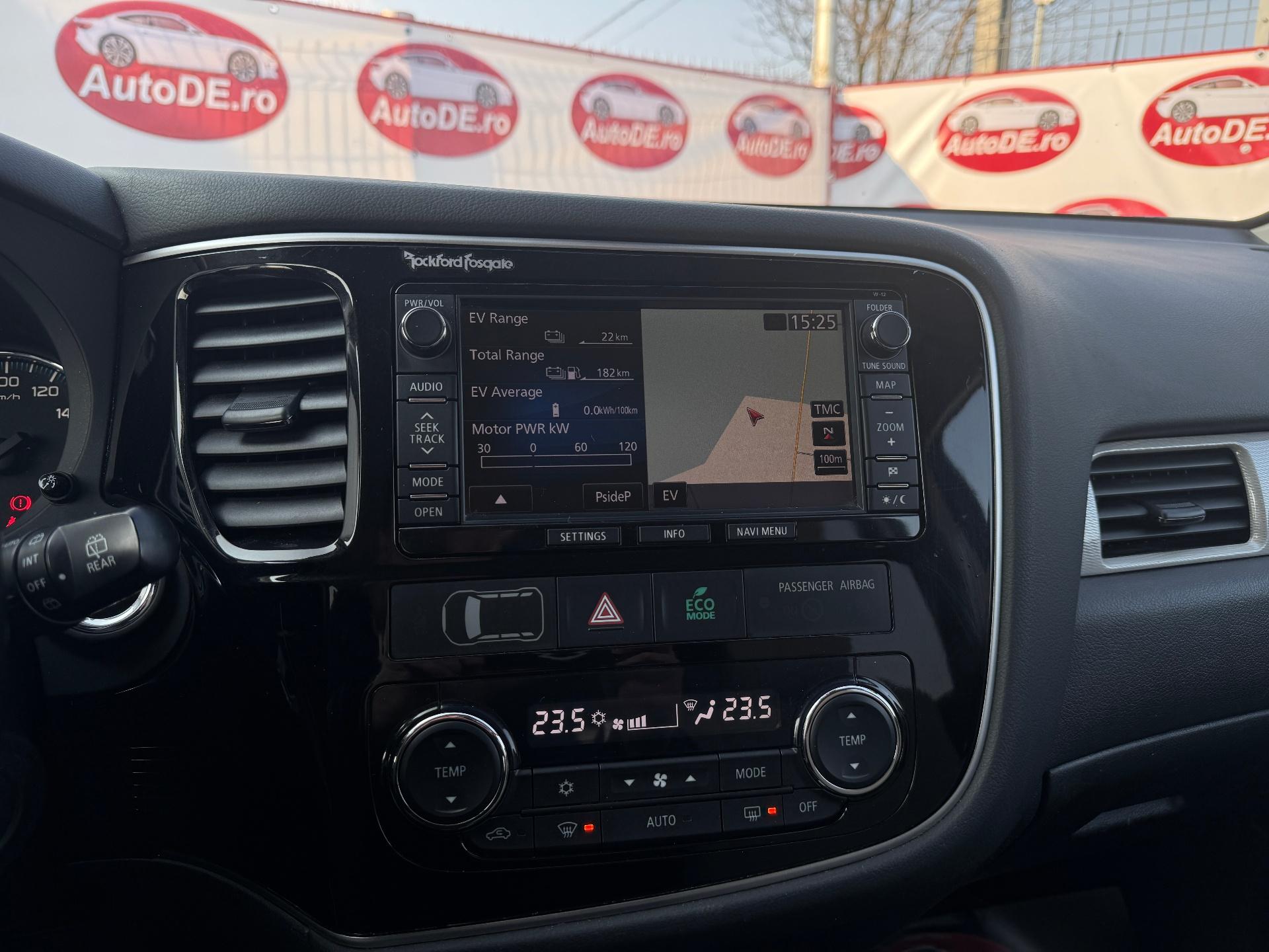 Mitsubishi-Outlander