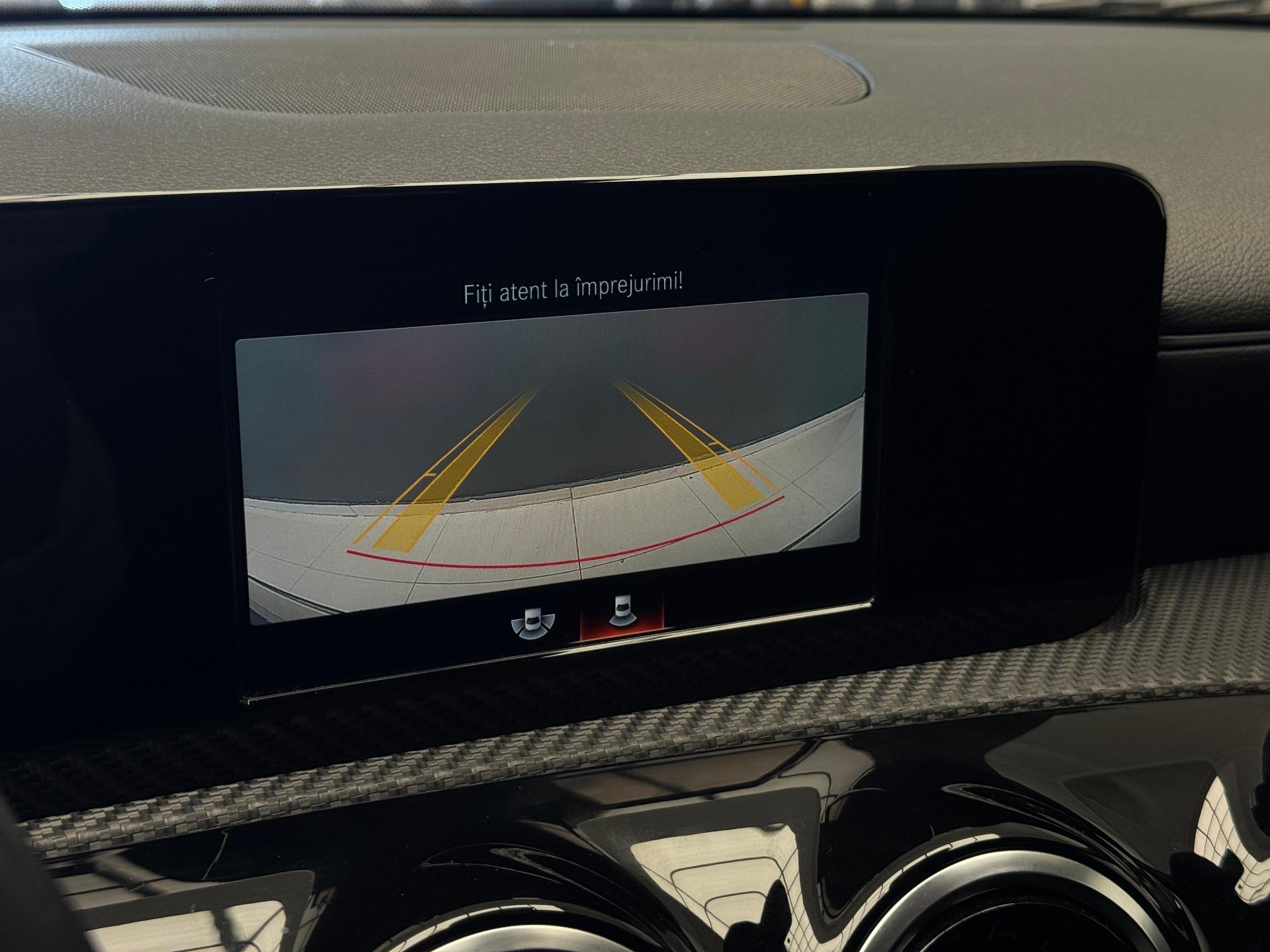 Mercedes-Benz-CLA 180