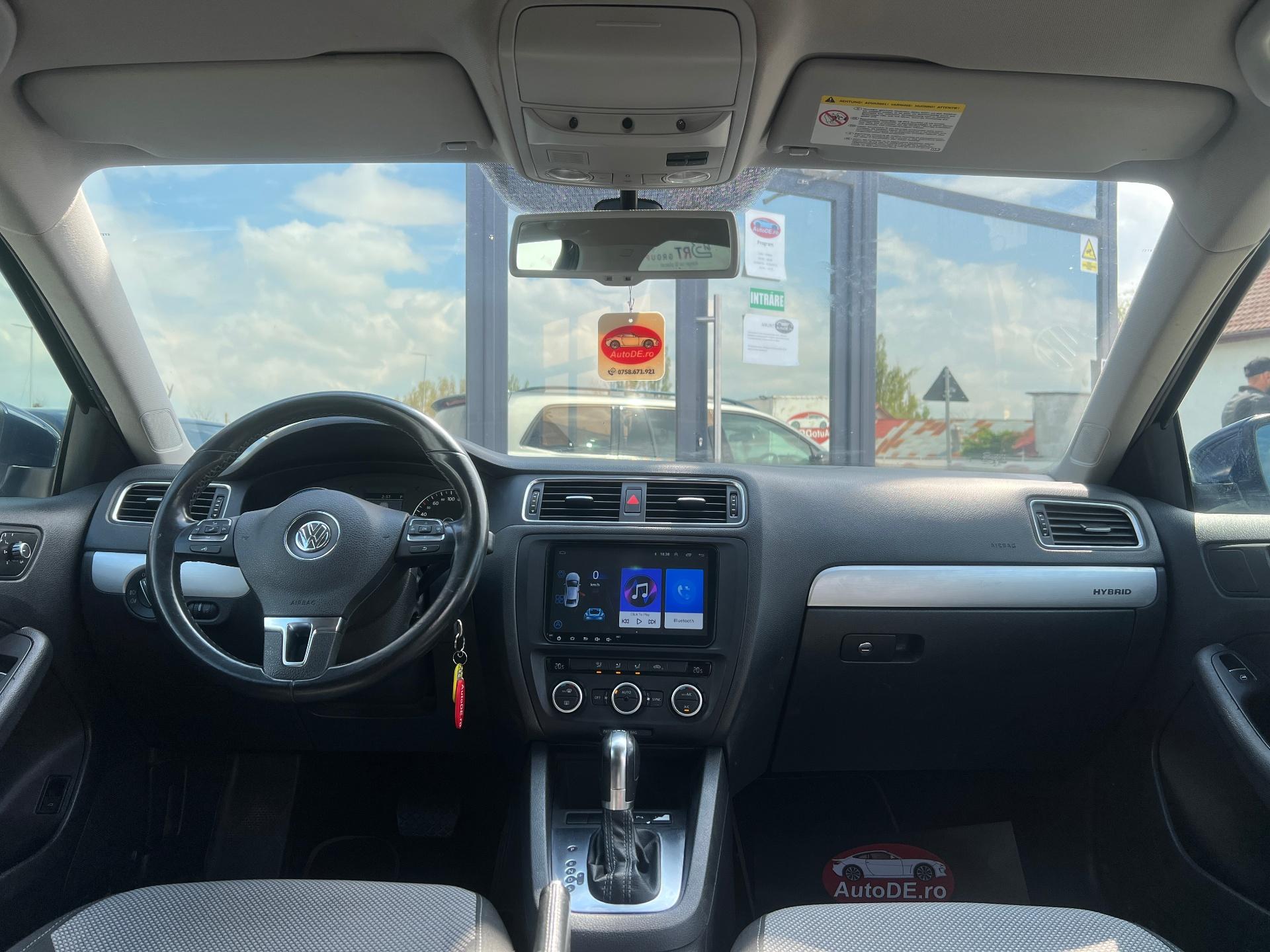 Volkswagen-Jetta