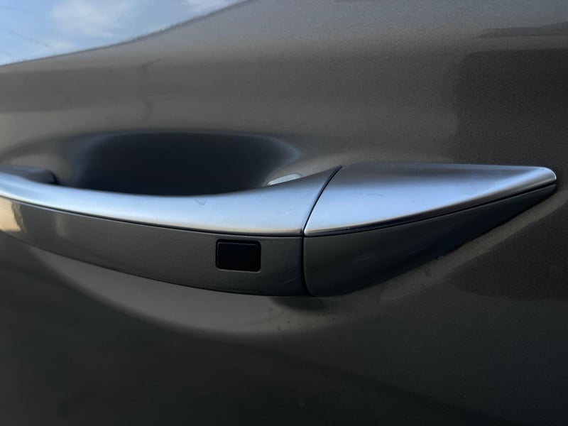 Car Thumb