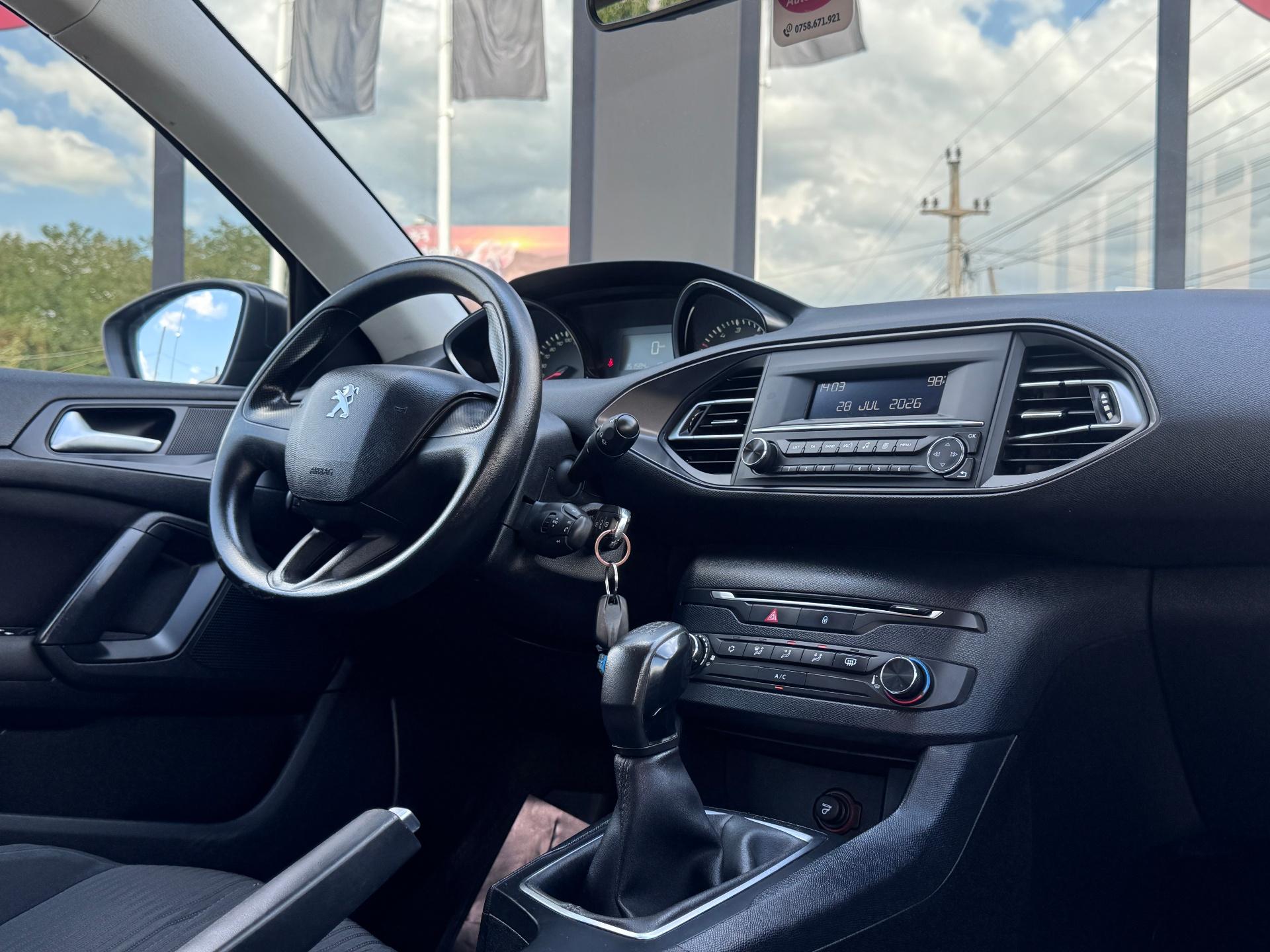 Peugeot-308
