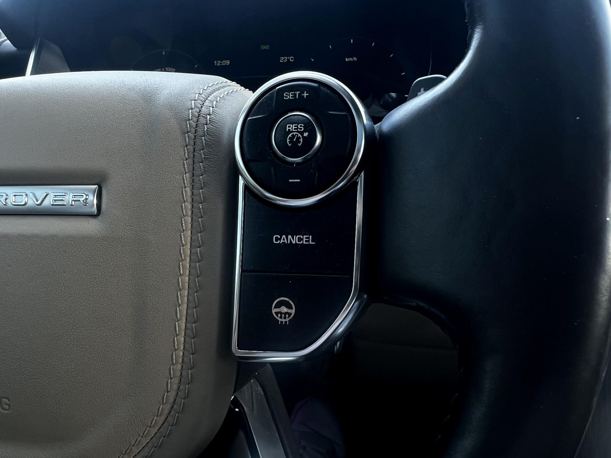 Land Rover-Range Rover Vogue