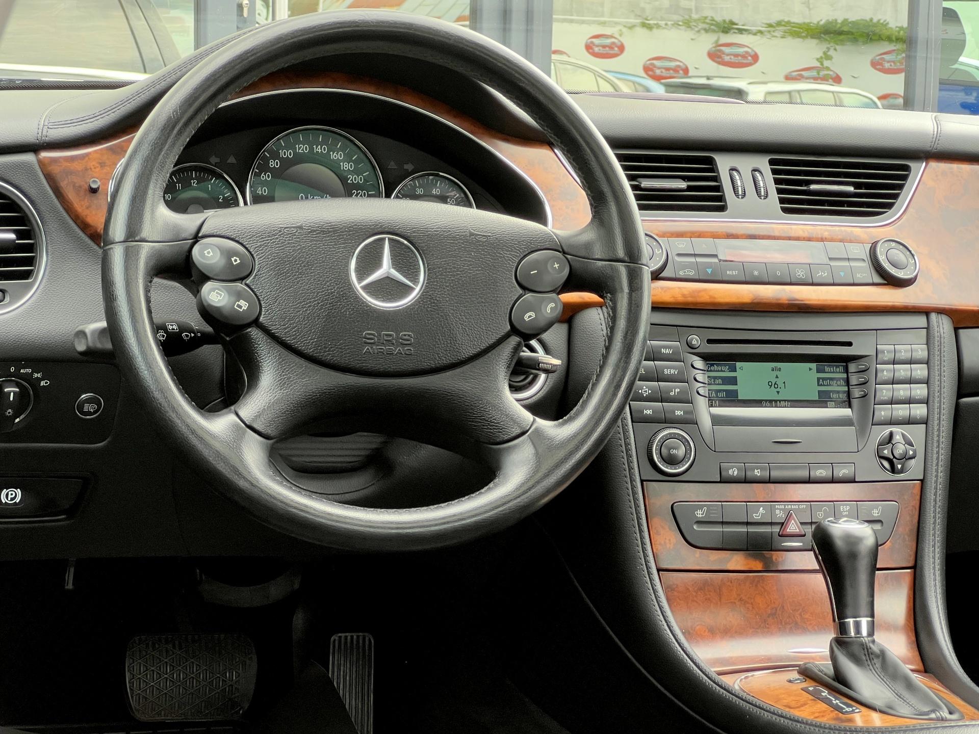 Mercedes-Benz-CLS