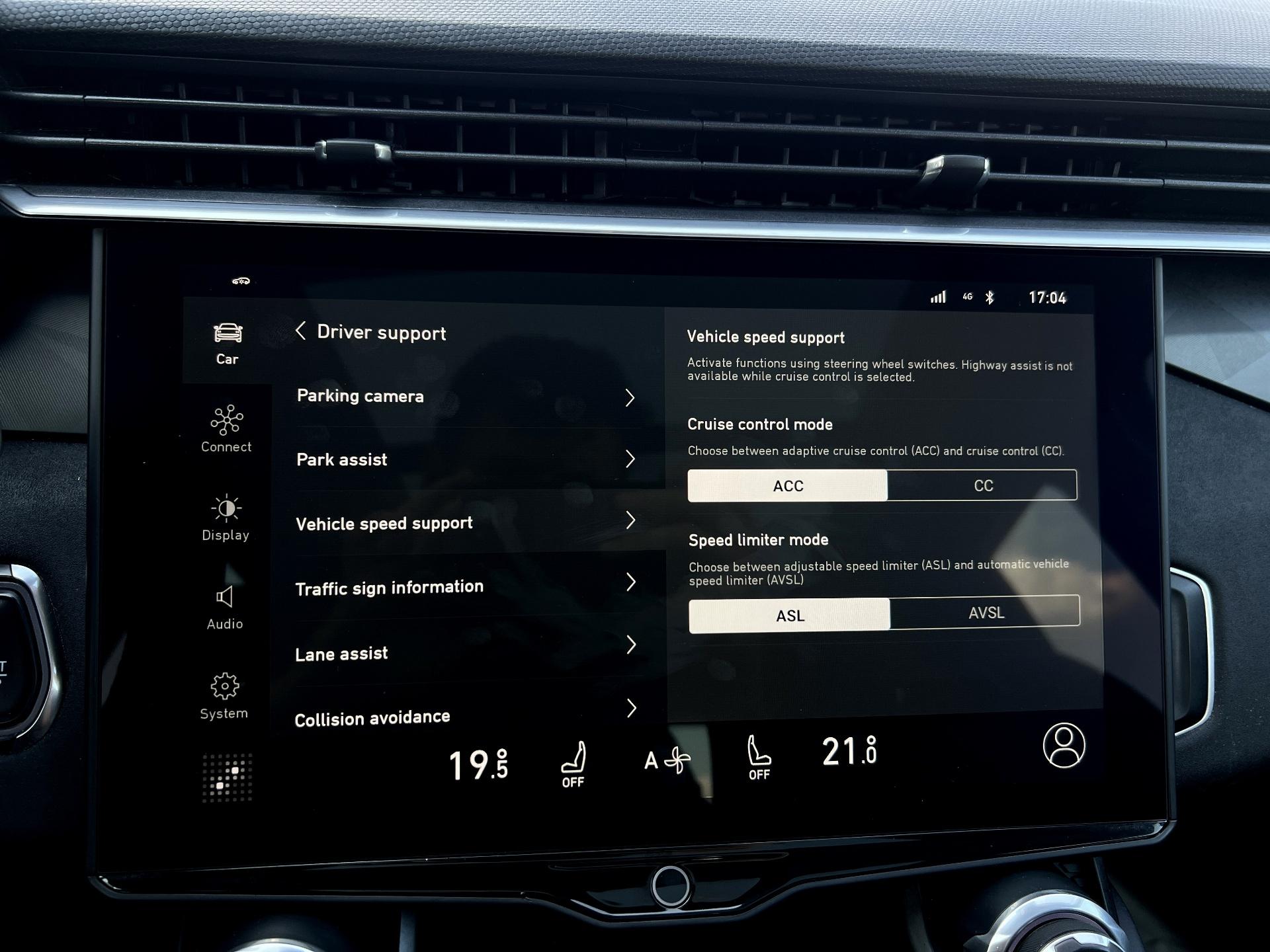 Lynk-co-01
