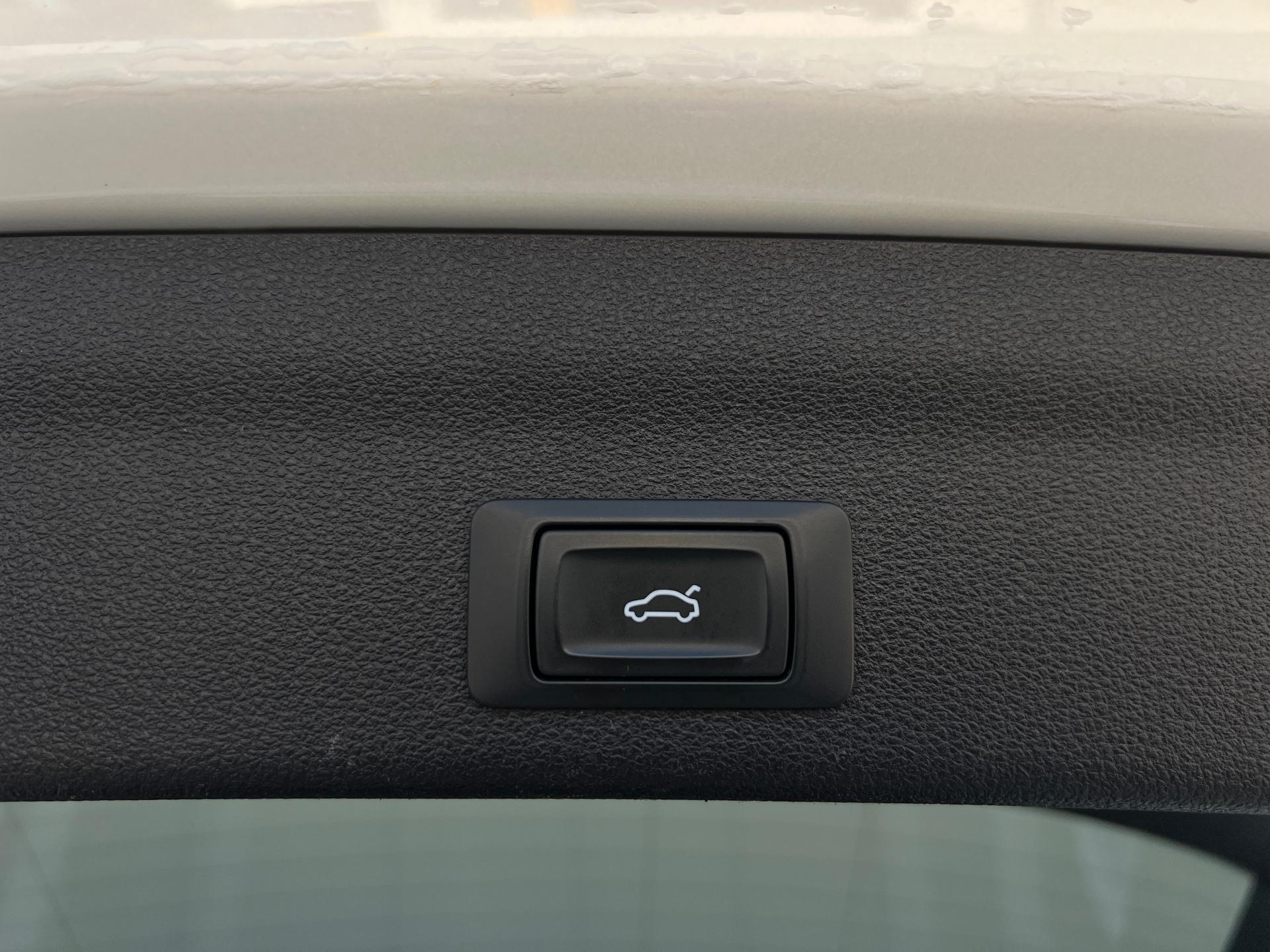 Audi-A6