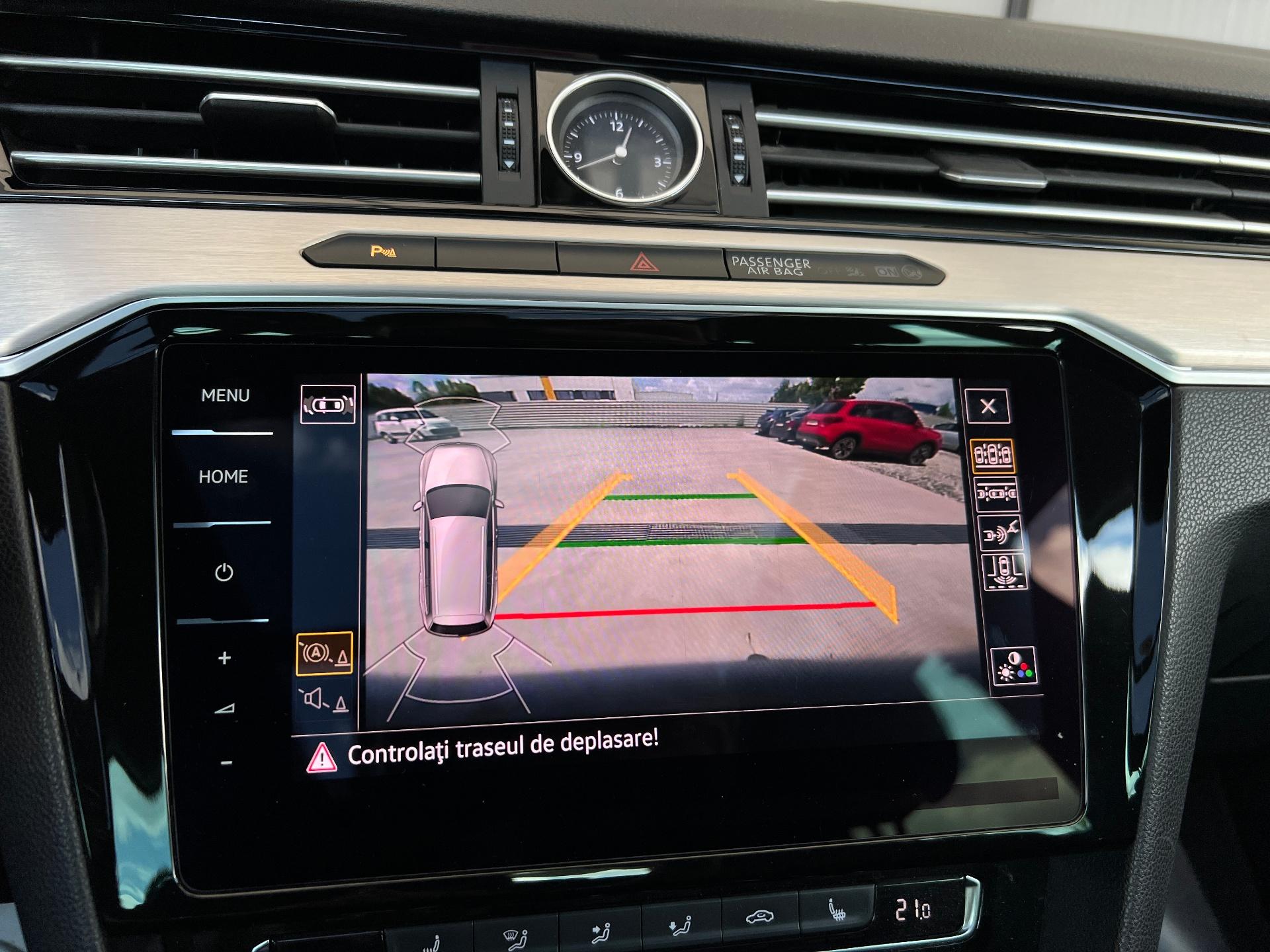 Volkswagen-Passat Alltrack