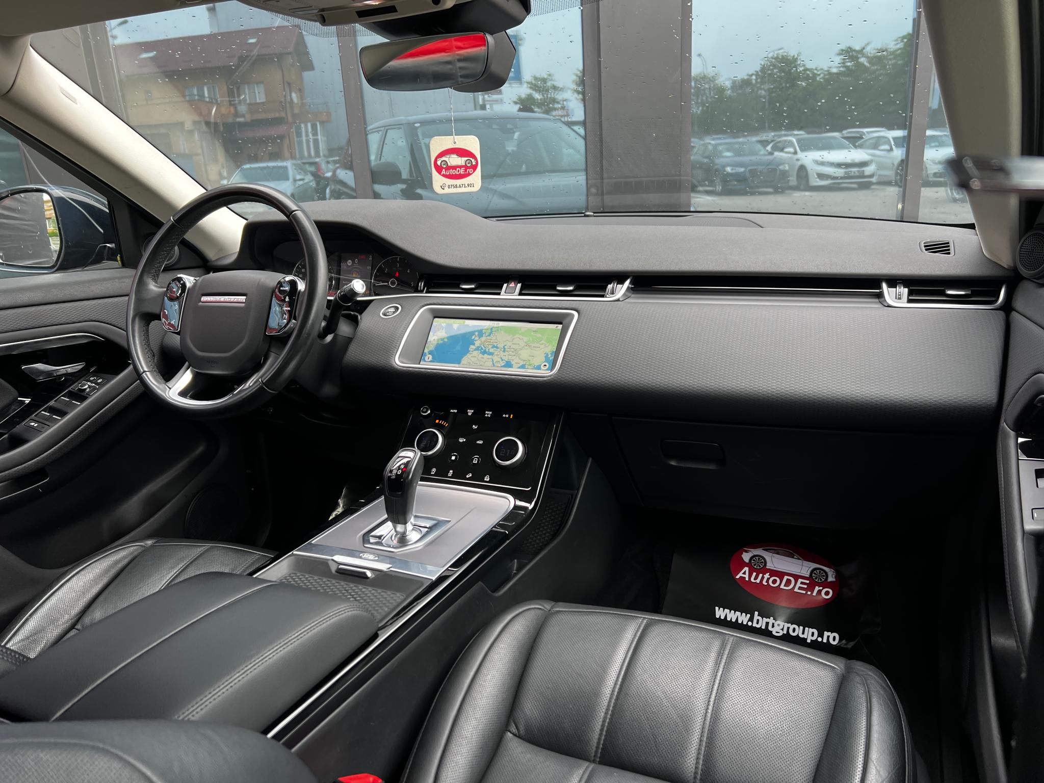 Land Rover-Range Rover Evoque