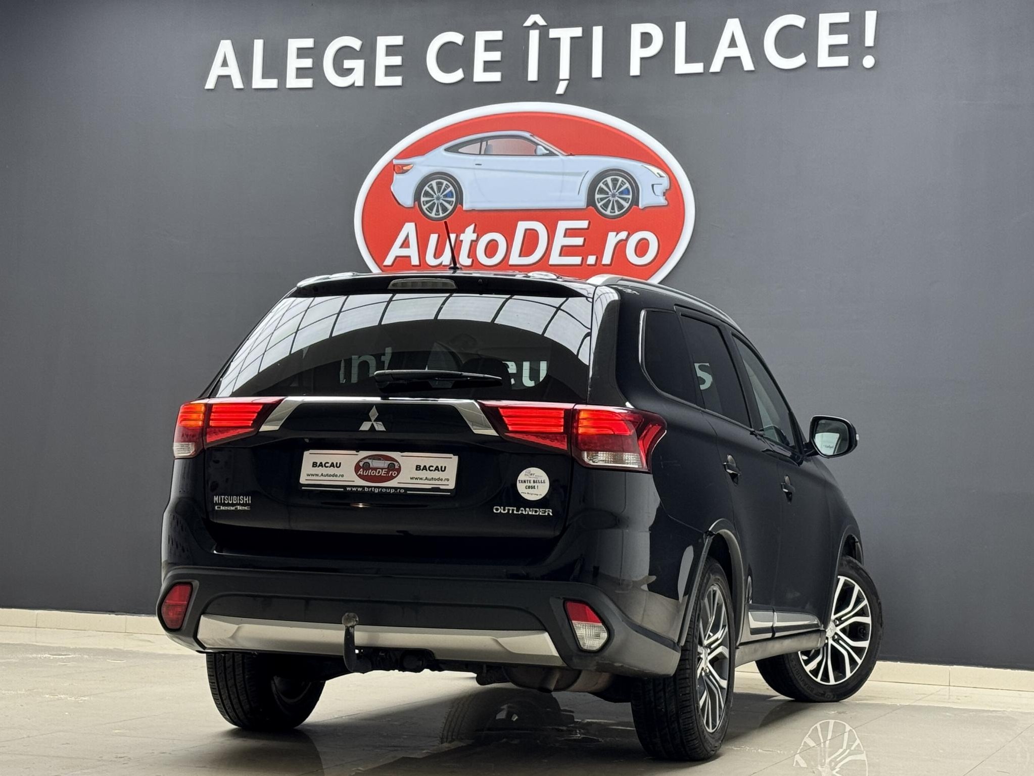 Mitsubishi-Outlander