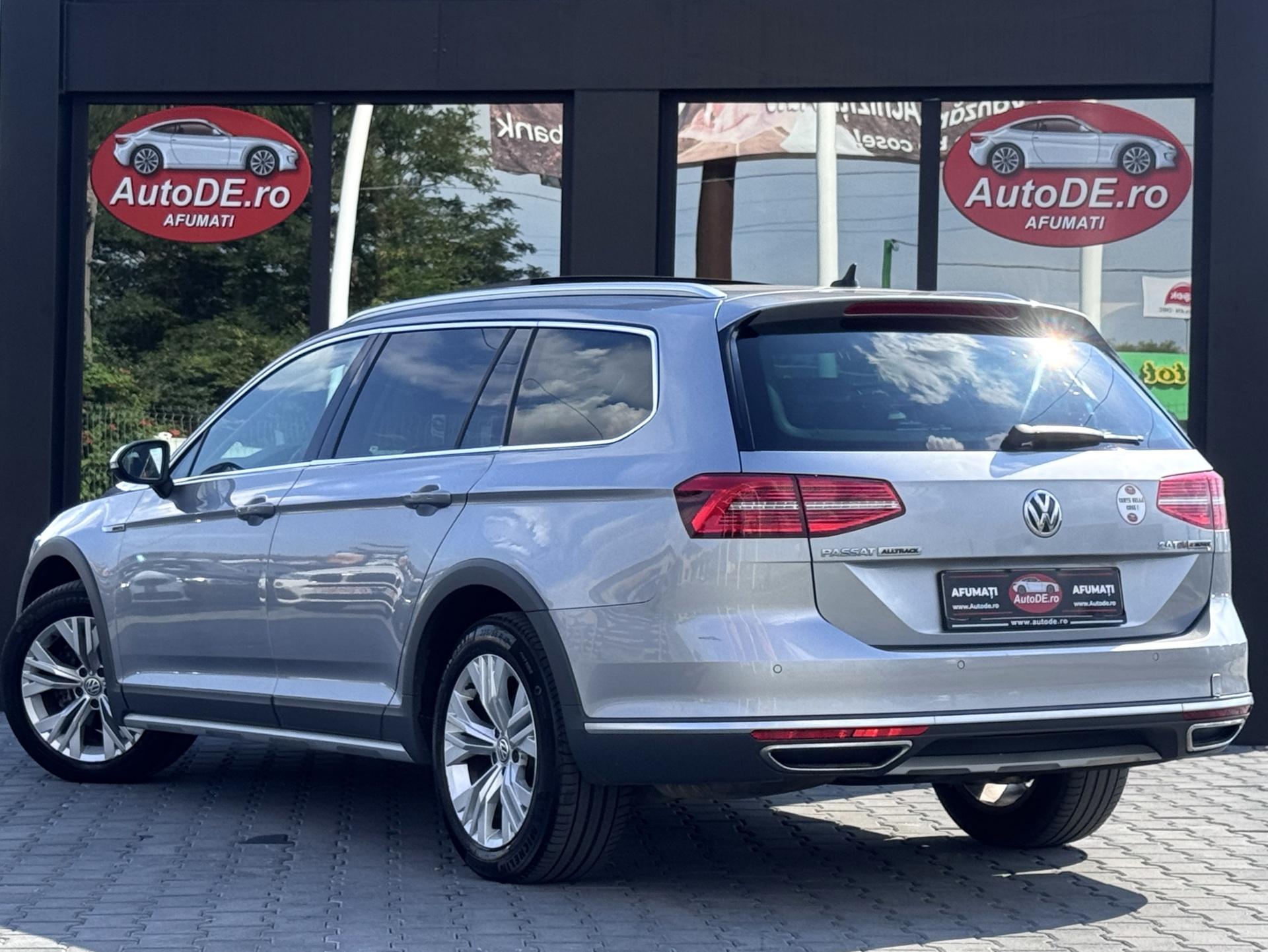 Volkswagen-Passat Alltrack