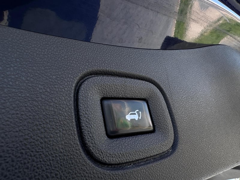 Car Thumb