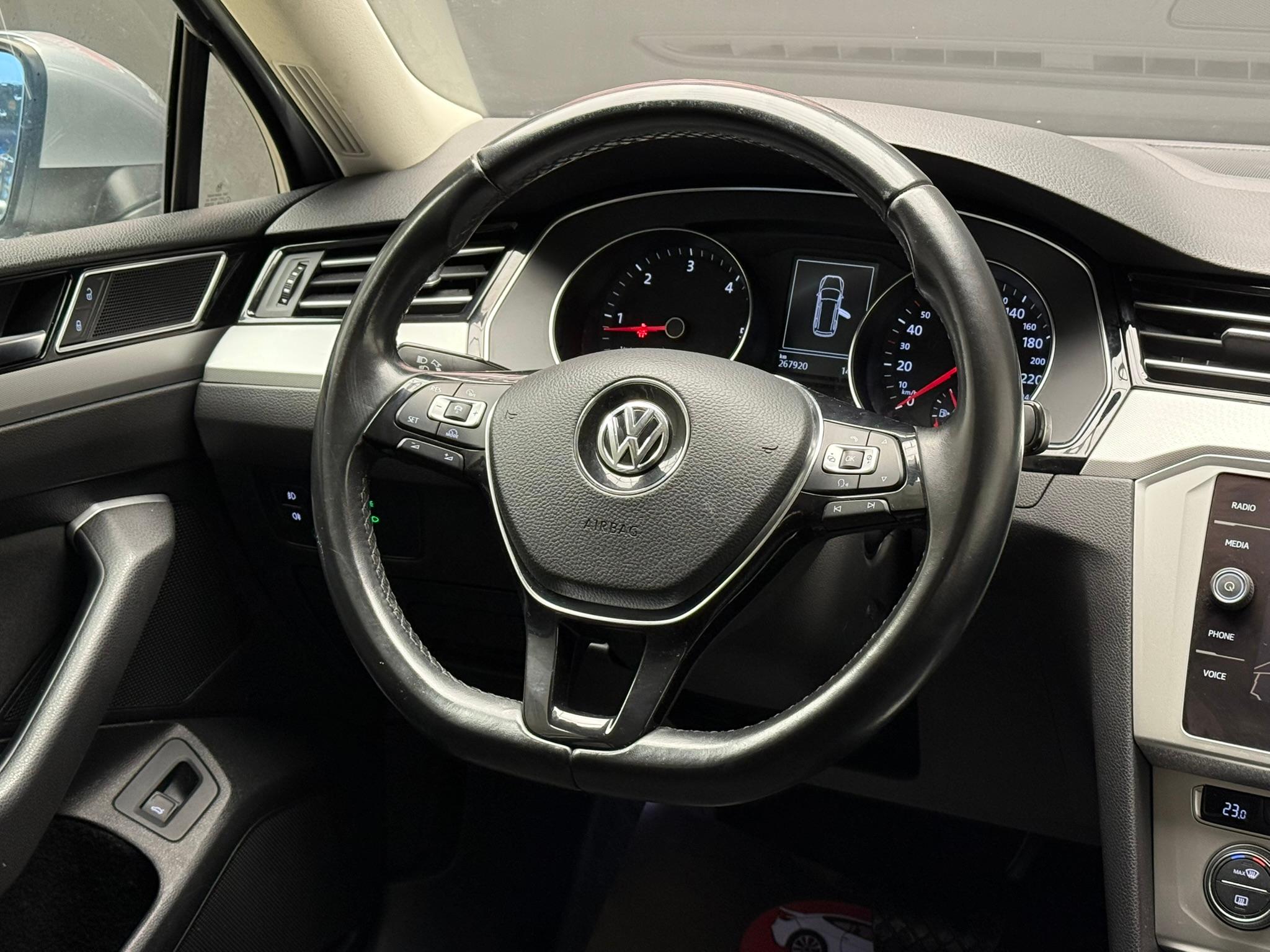 Volkswagen-Passat