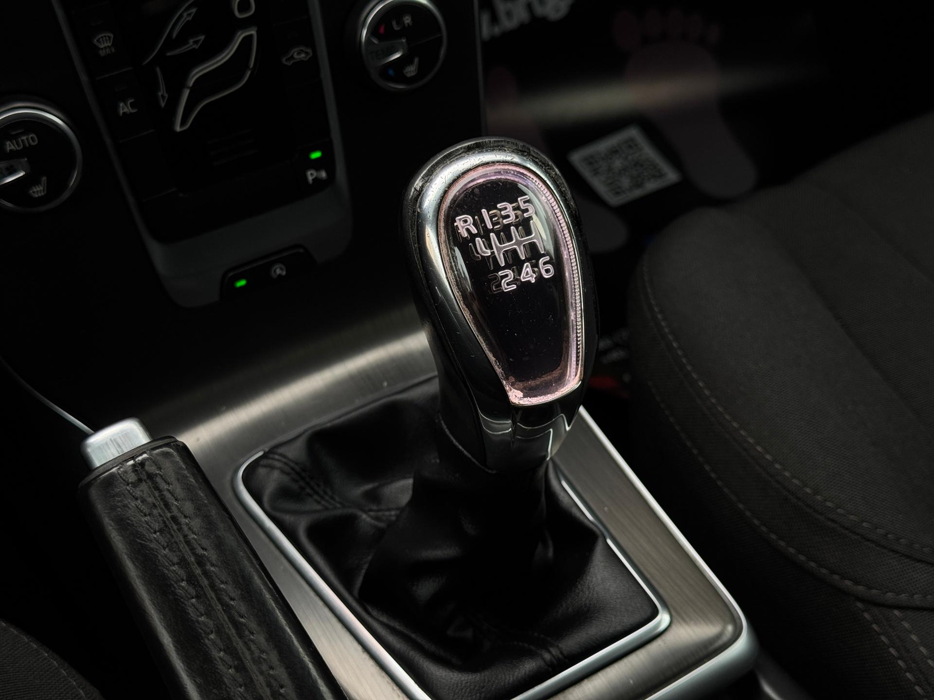 Volvo-V40