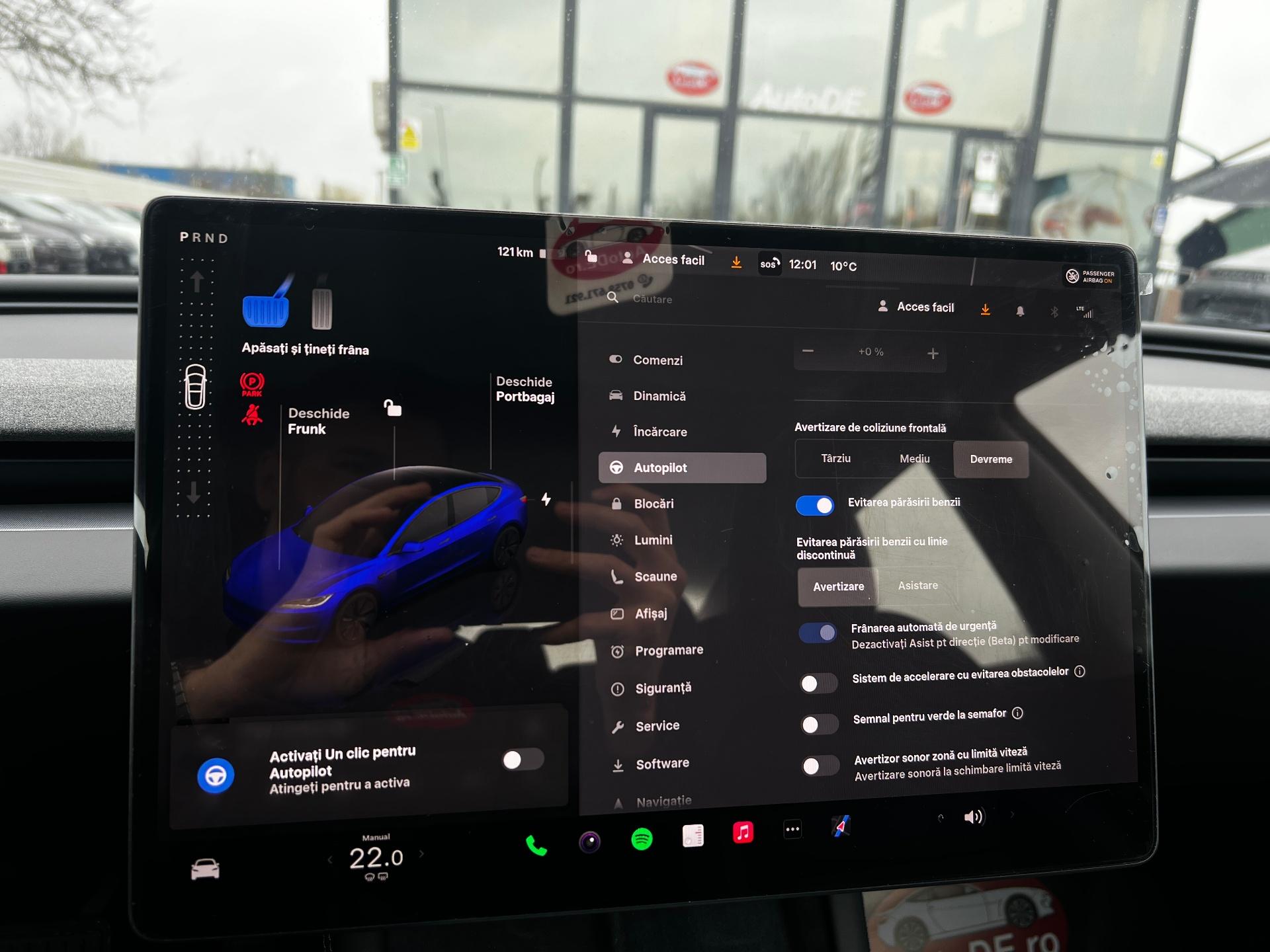 Tesla-Model 3