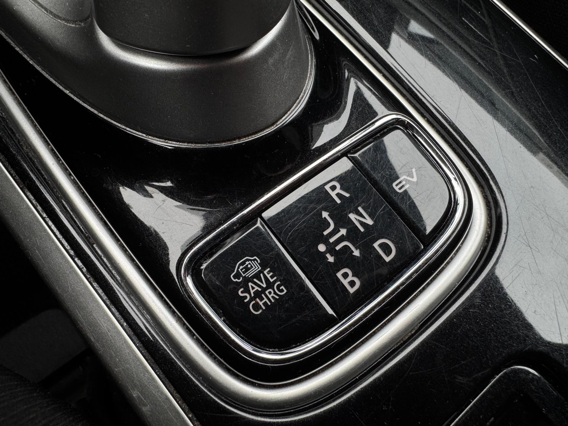 Mitsubishi-Outlander