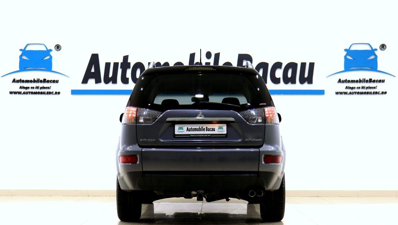 Mitsubishi-Outlander