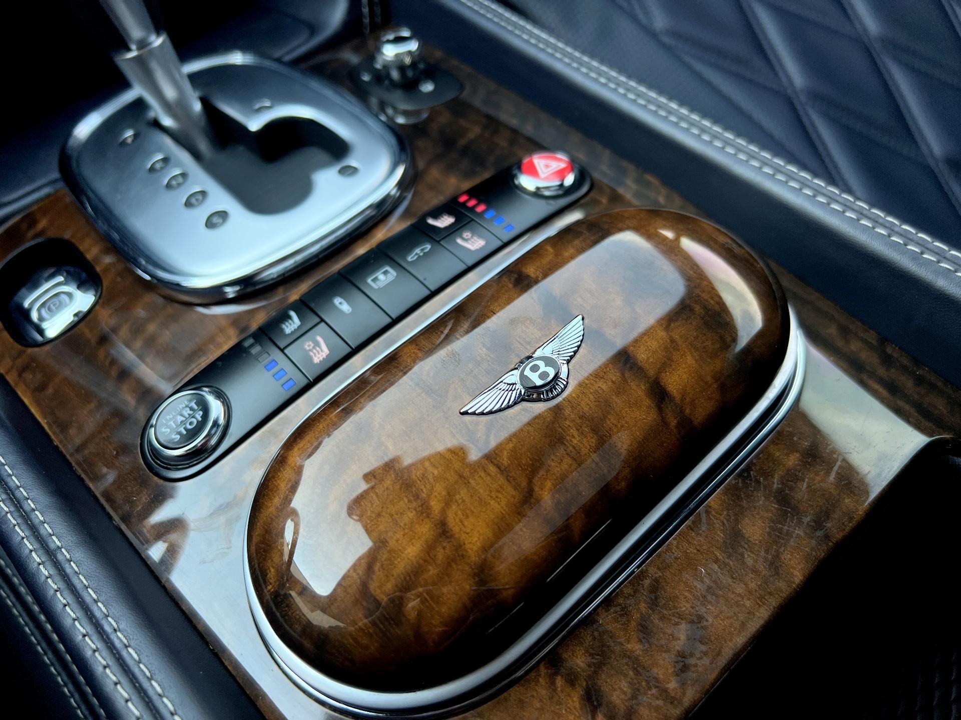 Bentley-Flying Spur