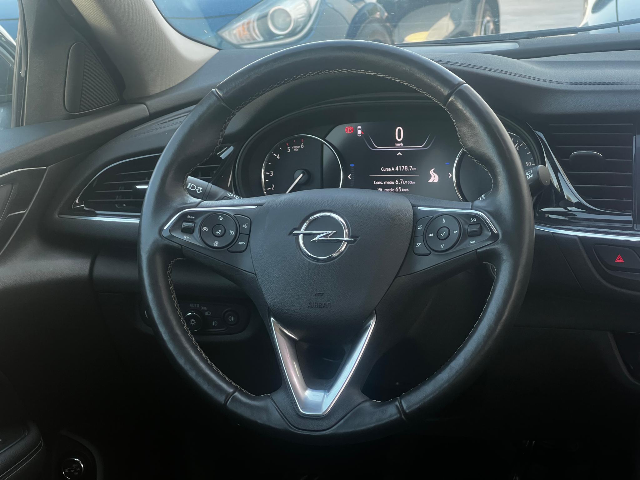 Opel-Insignia