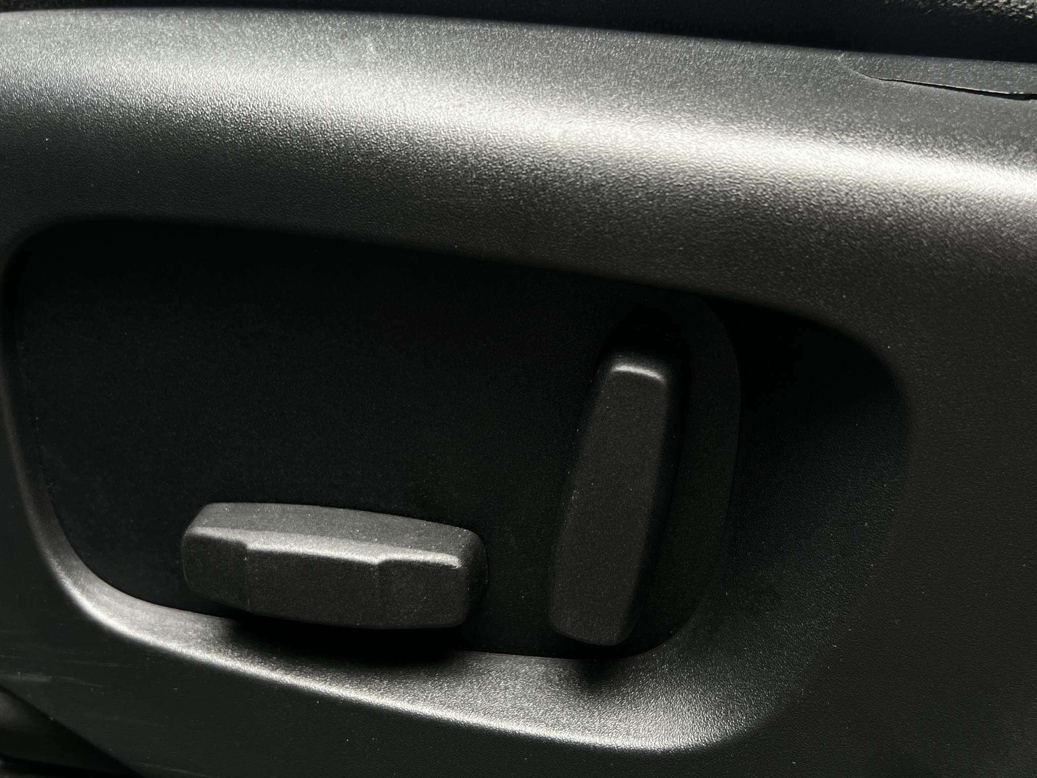 Land Rover-Range Rover Evoque