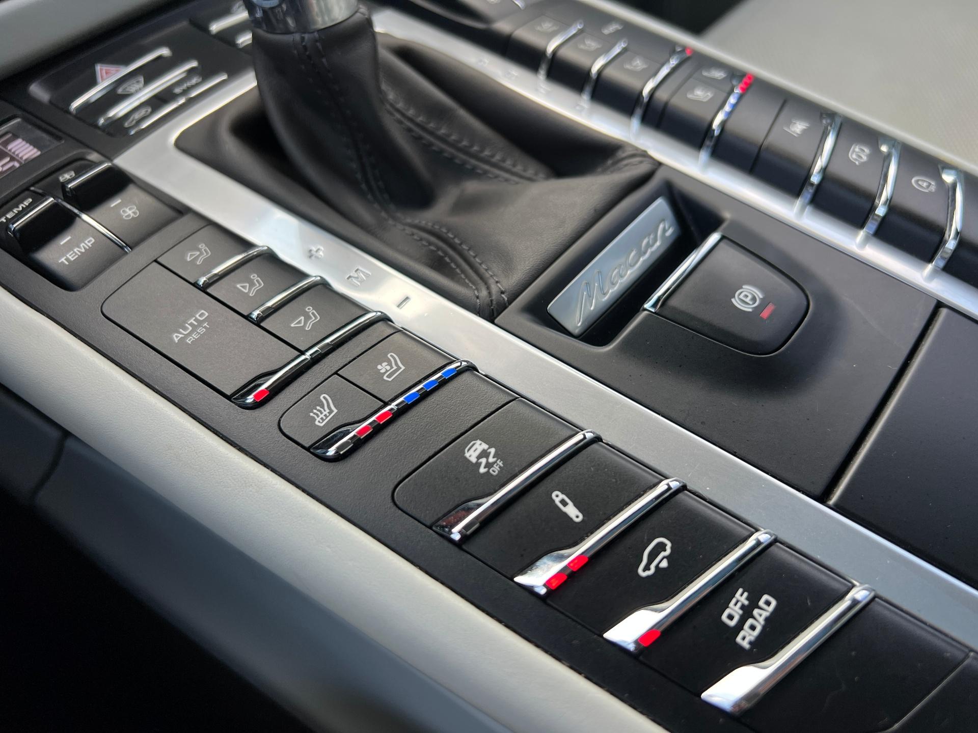 Porsche-Macan