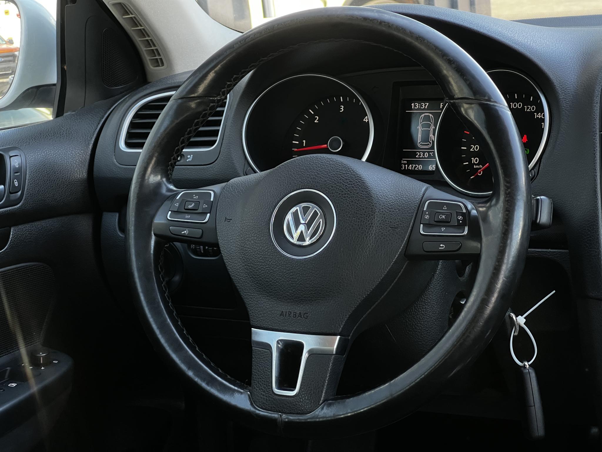 Volkswagen-Golf