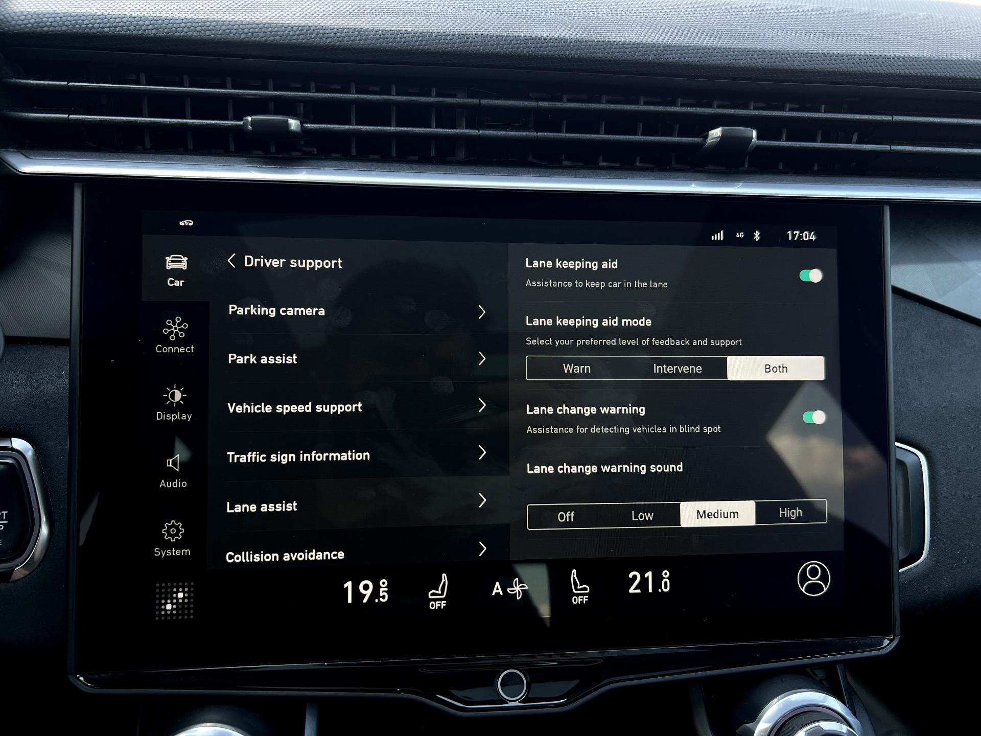 Lynk-co-01