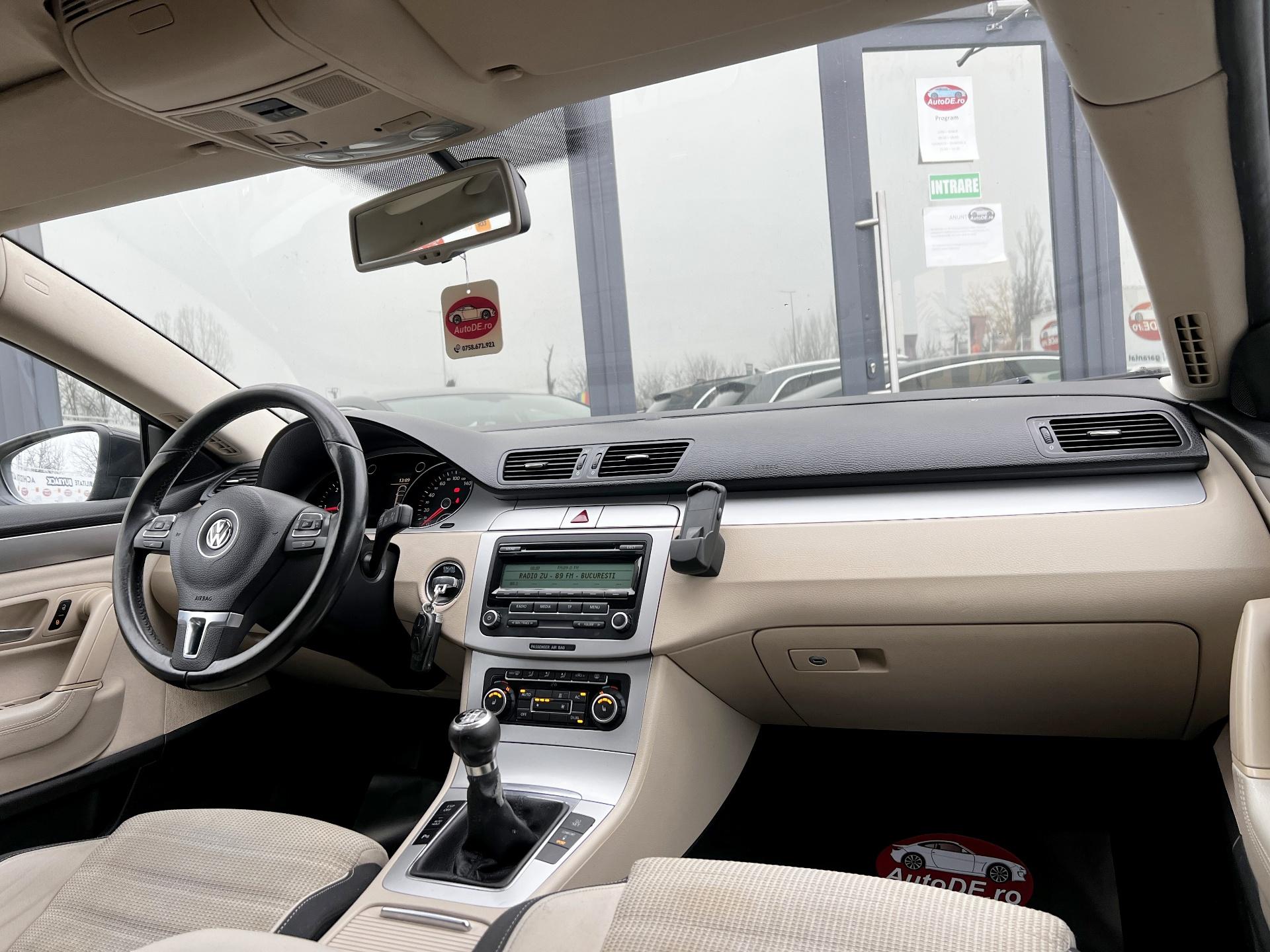 Volkswagen-Passat CC