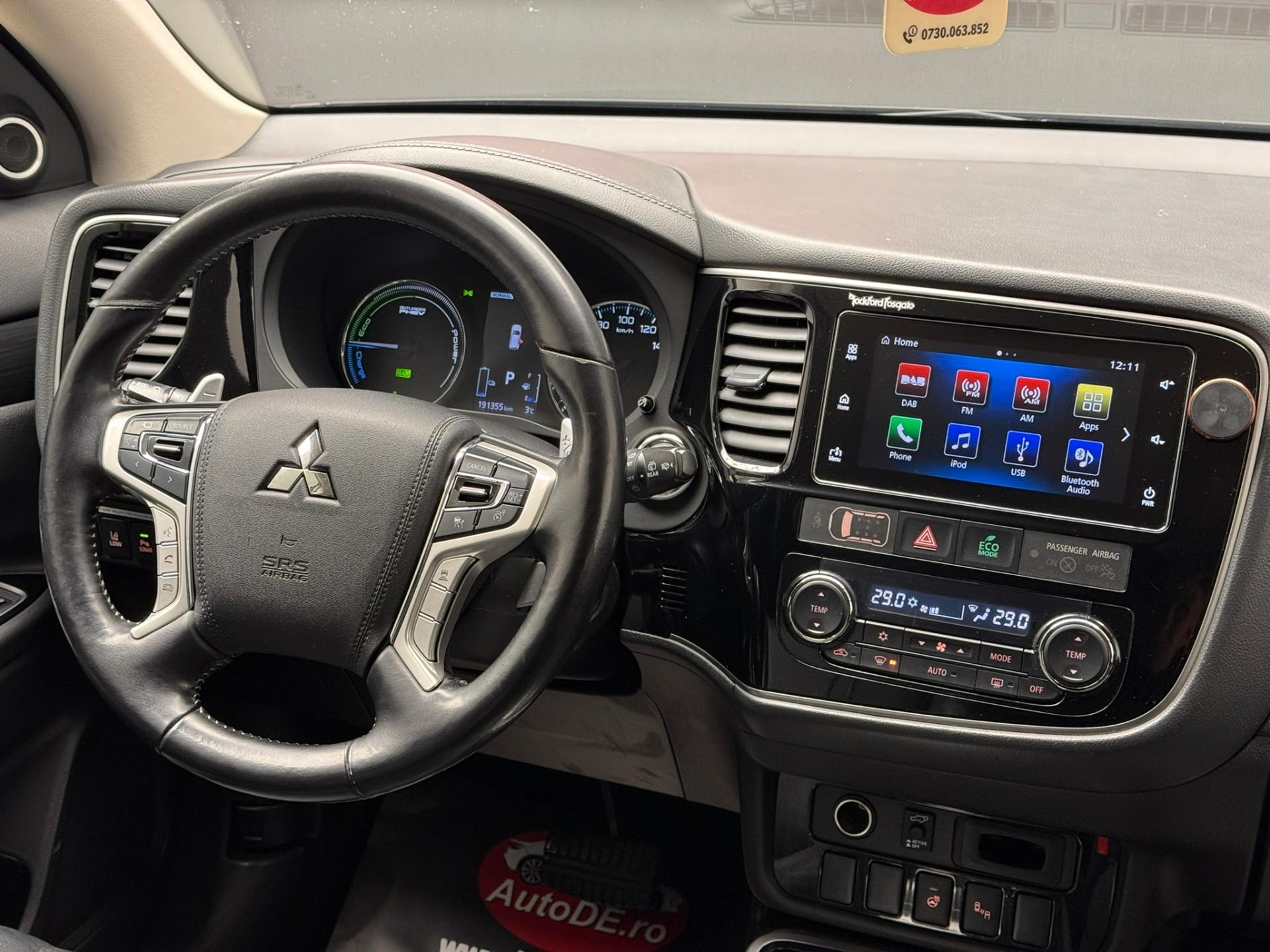 Mitsubishi-Outlander