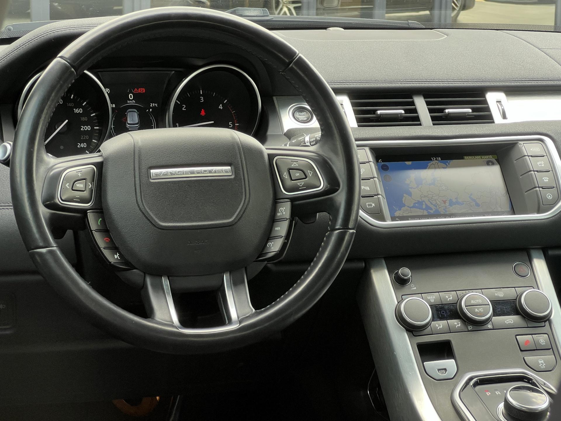 Land Rover-Range Rover Evoque