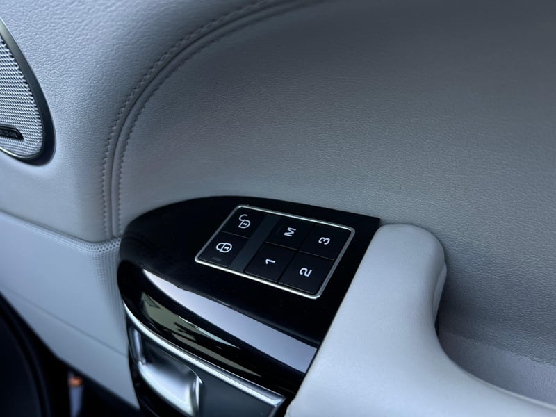 Car Thumb