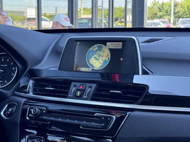Car Thumb