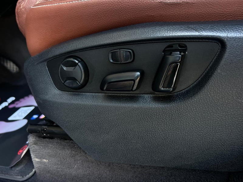 Car Thumb