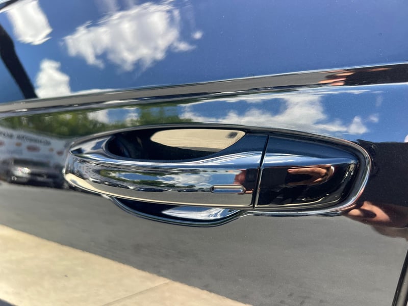 Car Thumb