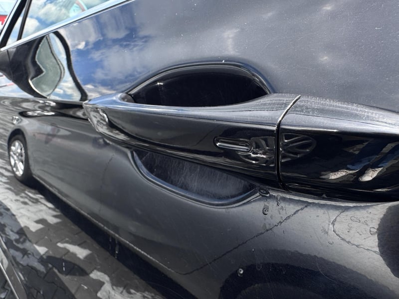 Car Thumb
