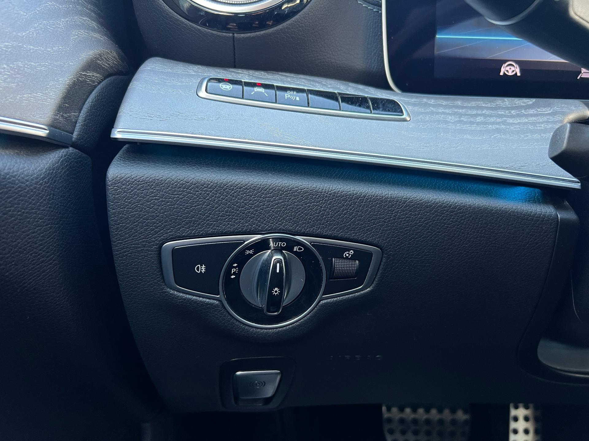 Mercedes-Benz-CLS