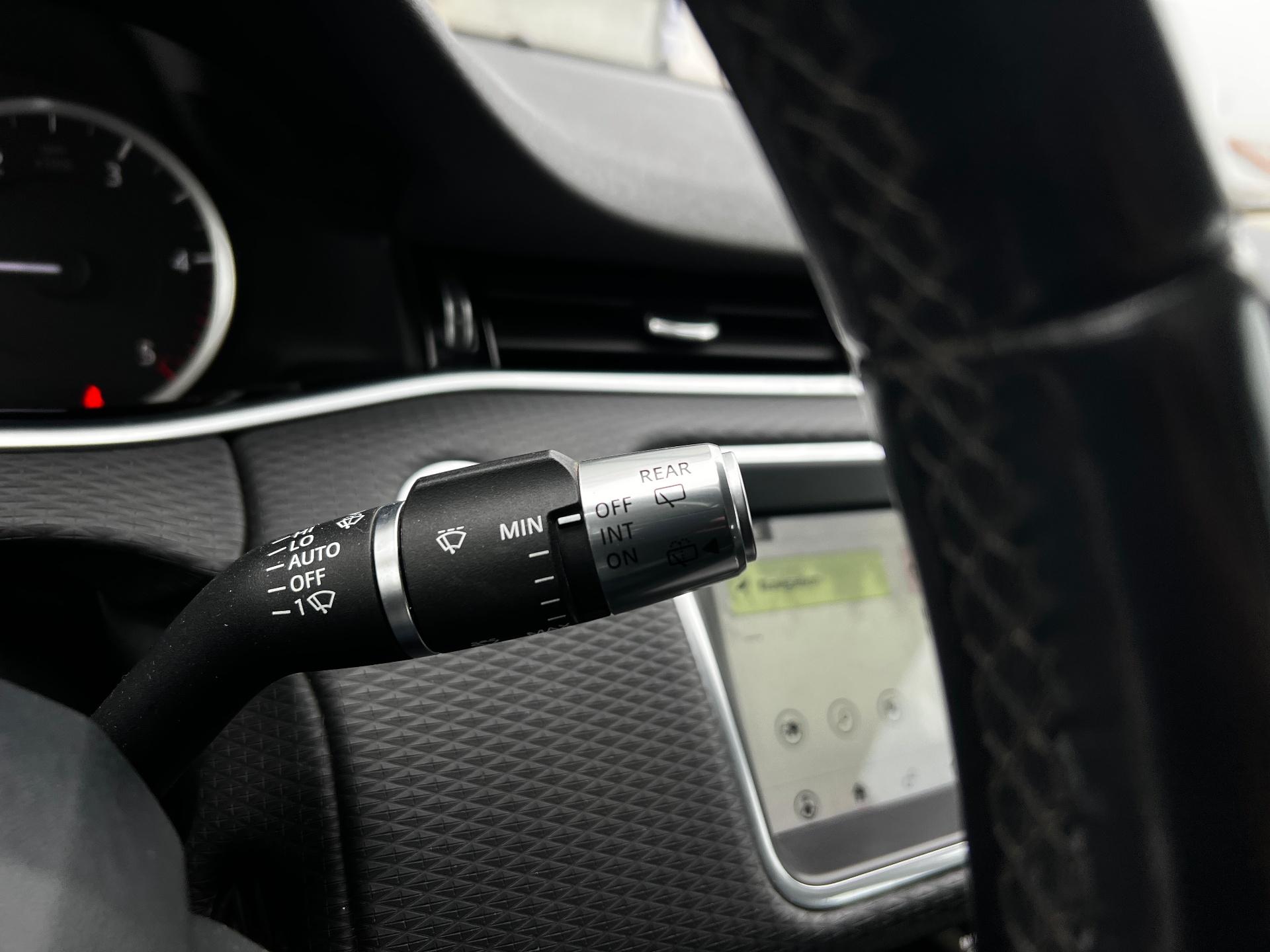 Land Rover-Range Rover Evoque